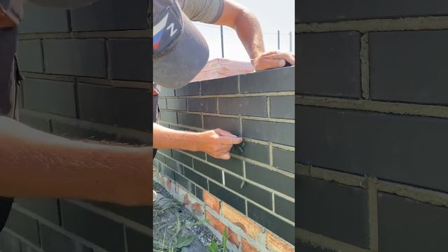 Расшивка швов заглубление 3-мм #строительство #каменщик #кладка #строительстводома #строители