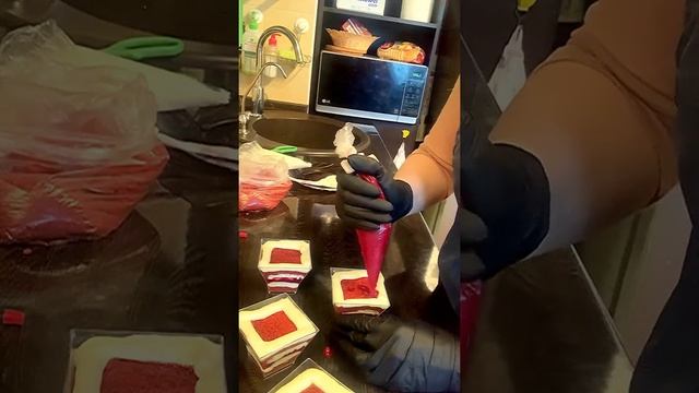 Трайфлы - Красный бархат смотреть онлайн