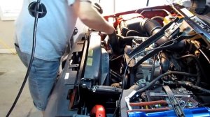 Part 2 Remove and Replace 2002 - 2007 Jeep Liberty Radiator
