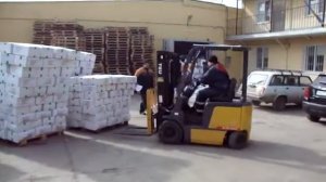 Работа электропогрузчика TEU FB18 2