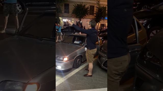 Профсоюзная ночью. Самая барная улица в Казани #татарстан #казань #профсоюзная смотреть онлайн