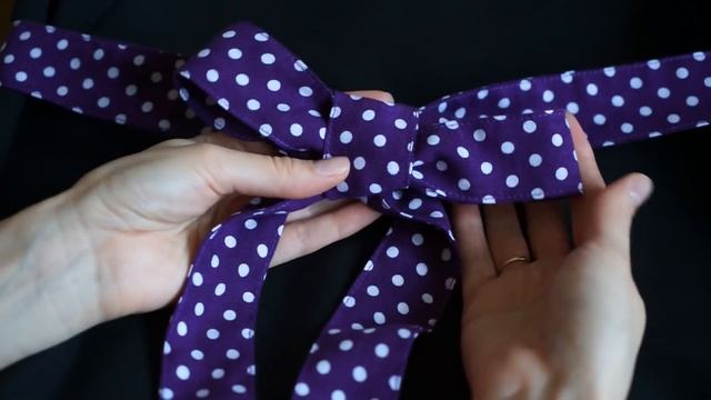 Как красиво и быстро завязать бант на поясе/ Смотри в описании ссылку на более понятный "урок" смотреть онлайн