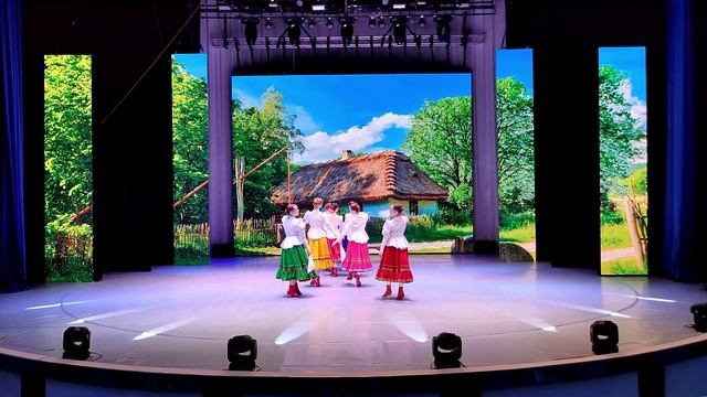 "Казачий танец" смотреть онлайн