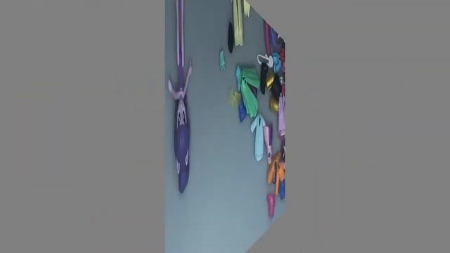 Пинки Пай,Искорка и Сансет Шиммер примеряют наряды. Часть 1.