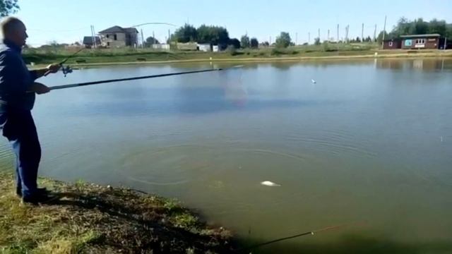 Улов и клев, в Рыбин гуде смотреть онлайн