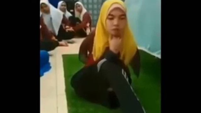 НАЧАЛЬНИК ПОЛИЦИИ НЬЮ ЙОРКА ЧИТАЕТ АЗАН. смотреть онлайн