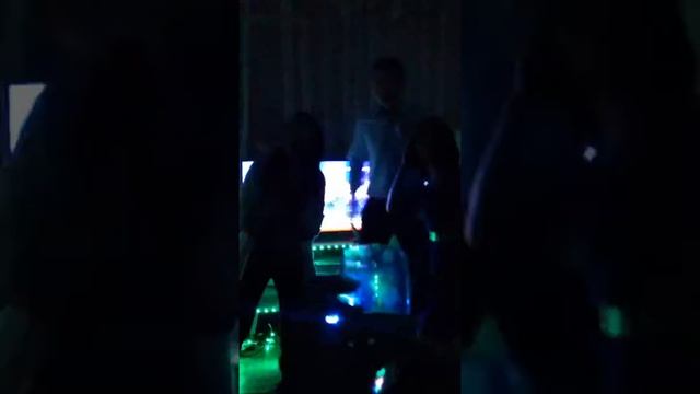 Танцы до упаду :)))))) смотреть онлайн