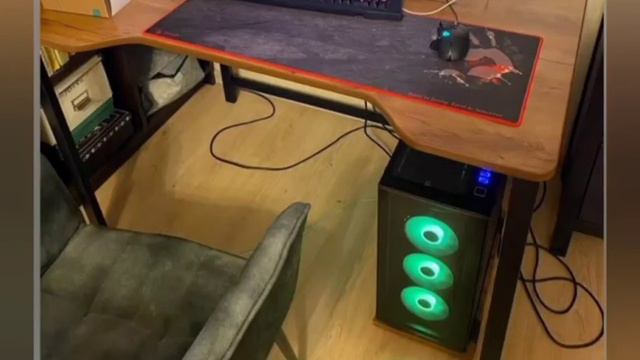 Видео-отзыв от наших клиентов на геймерский стол на металлокаркасе Гатал смотреть онлайн