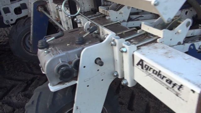 Посев сои в Самарской области 2020. Устройство сеялки.