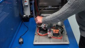 Замена масла в вакуумном упаковщике Multivac c100