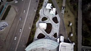 Прекрасные виды Алматы. Алмалы, площадь Республики, акимат города Алматы, золотой человек.