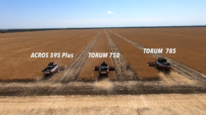 Компания Комбайны и Тракторы. Демопоказ техники Ростсельмаш