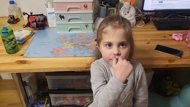 LifeVlog: МЫ ДОМА! ПОСТАВИЛИ МОНИТОР, АНЯ СЛЫШИТ?