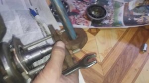 Как снять подшипник с вала снегохода.