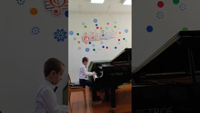 Натан Филоненко 7 лет, Республика Беларусь г.Речица, И.С.Бах "Полонез" смотреть онлайн