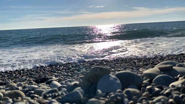 04.11.2023. Погода в Сочи в ноябре. Смотри на Чёрное море каждый день.