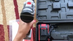 Шуруповерт NUMBER ONE с Озон. Фаина все ломает. Купили арбуз.