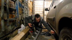 Тизер.  Установка порогов на LADA Largus (ООО "СТАВР" г. Тольятти)