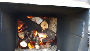 Тепловая пушка на мусоре.