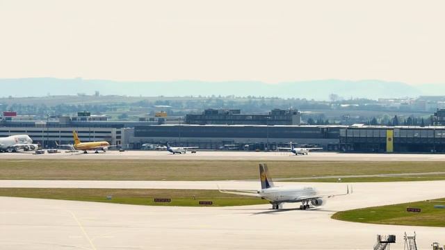 Изображения самолётов на банкнотах // Коллекция банкнот смотреть онлайн