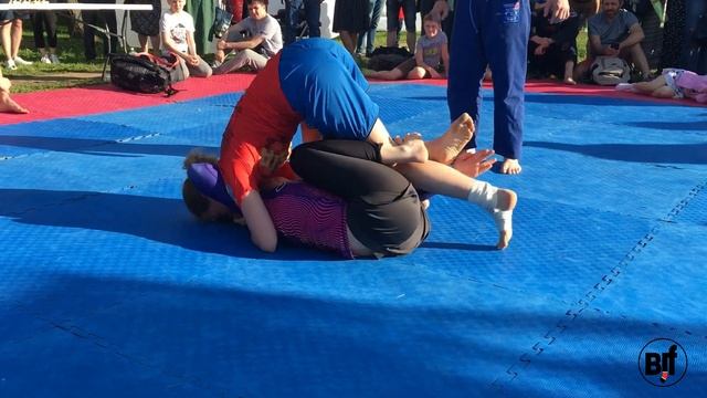 Журавлева - Тютикова | BJJ FREAKS OPEN AIR GIRLS NO-GI смотреть онлайн