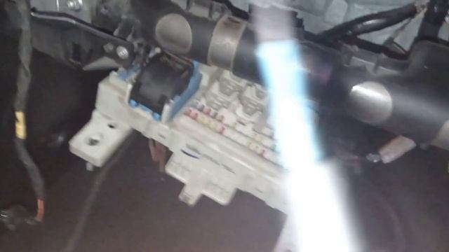 Мазда 3 не работает вентилятор печки смотреть онлайн