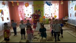 Танец эй дружок младшая группа