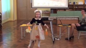 Петрова София, Осенние листья - Автор: И. Токмакова