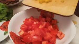 САЛАТ С ПЕРЕПЕЛИНЫМИ ЯЙЦАМИ. ОЧЕНЬ ВКУСНЫЙ И БЫСТРЫЙ ! ❤ГОТОВИМ С ЛЮБОВЬЮ! ❤