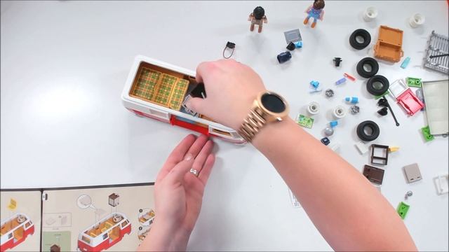 Playmobil 70176 Volkswagen T1 Camping Bus Unboxing & Build смотреть онлайн