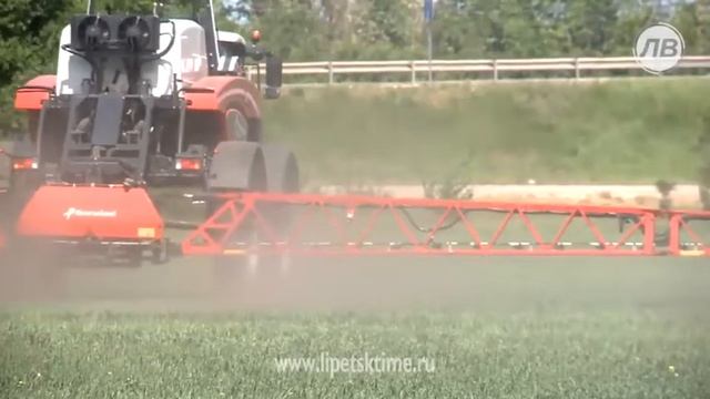 Новинки современной сельхозтехники представил... смотреть онлайн