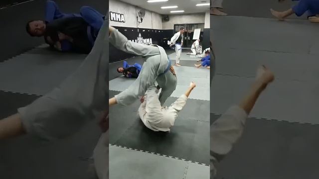 Jiu Jitsu drills in Bali ??