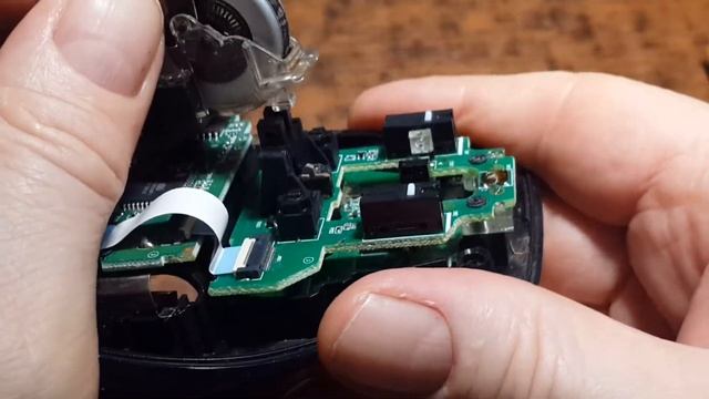 ремонт Мышь Logitech логитек открыть разобрать смотреть онлайн