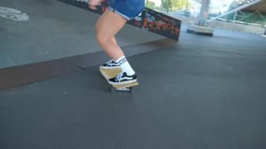 Серфскейт SLIDE: карвинг в Питере
