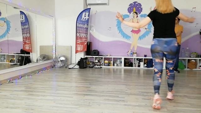 учим комбинацию шагов бразильская самба уроки Kubekinasamba
