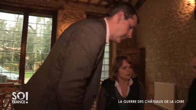 LA GUERRE DES CHÂTEAUX DE LA LOIRE смотреть онлайн