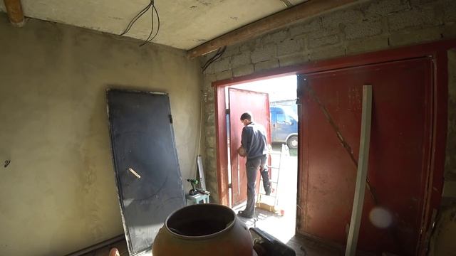 Как врезать дверь в ворота гаража смотреть онлайн