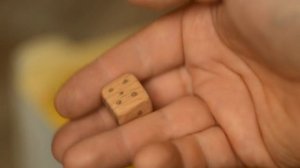 Игральный кубик из дерева своими руками за 10 минут