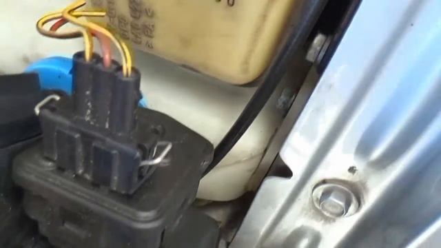 Продолжение темы испорченного отражателя в фаре, после разборки 2015г смотреть онлайн