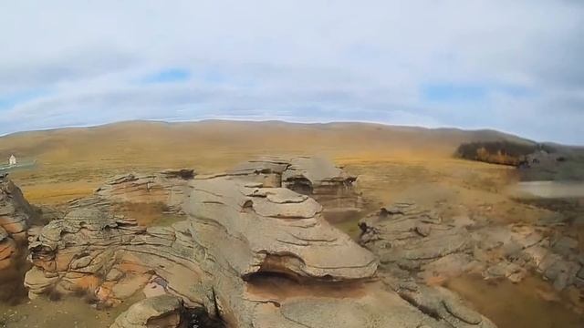 скалы у оз. Торайгыр. Баянаульский Национальный Парк. 5.10.20 смотреть онлайн