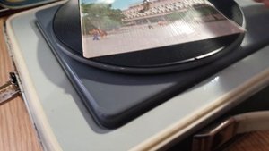 Пластинки из серии "Музыка на ребрах", песни Почтой