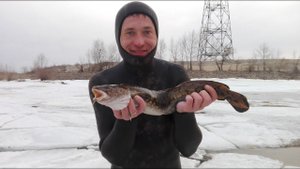 Как правильно надеть голый гидрокостюм?