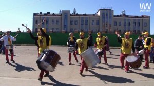 Уличные барабанщики "44 DRUMS". Архангельск. 1 мая 2016 года.