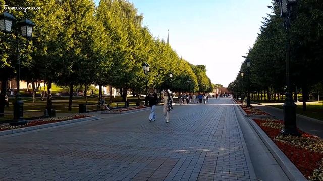 Лучшее место для прогулок - Александровский сад, парк в Центре Москвы и сказка рядом