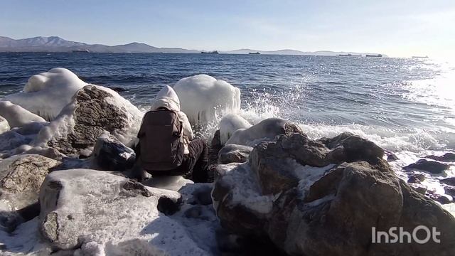 Январское Японское море