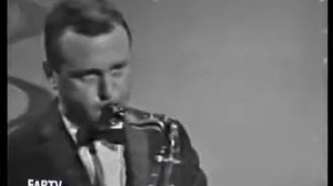 Astrud Gilberto and Stan Getz The Girl From Ipanema 1964 LIVE