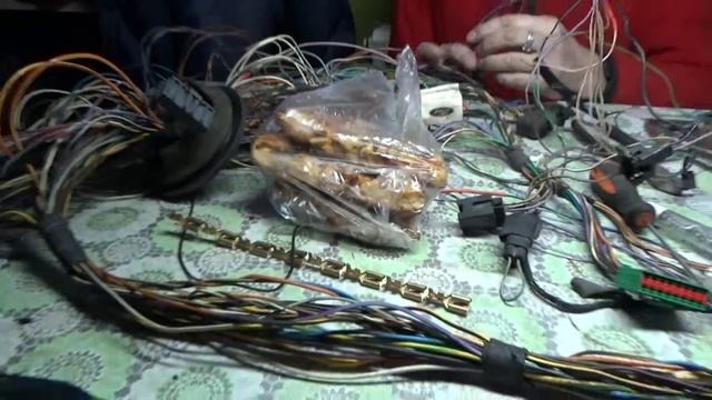 Небольшой фрагмент по сборке проводки!! смотреть онлайн