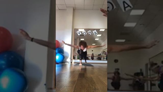 Йога с Травкиной. Занятие 14. Часть 1 смотреть онлайн