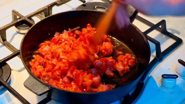 Рыбная солянка - вкусная и ароматная.