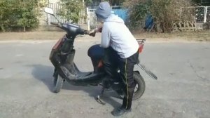 обзор скутырца сузуки летс 1 (1)